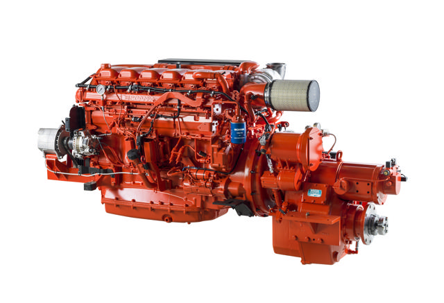 Dieseldrevet marinmotor fra Scania, koblet til Nogva girsystem, malt i rød og vist mot hvit bakgrunn.