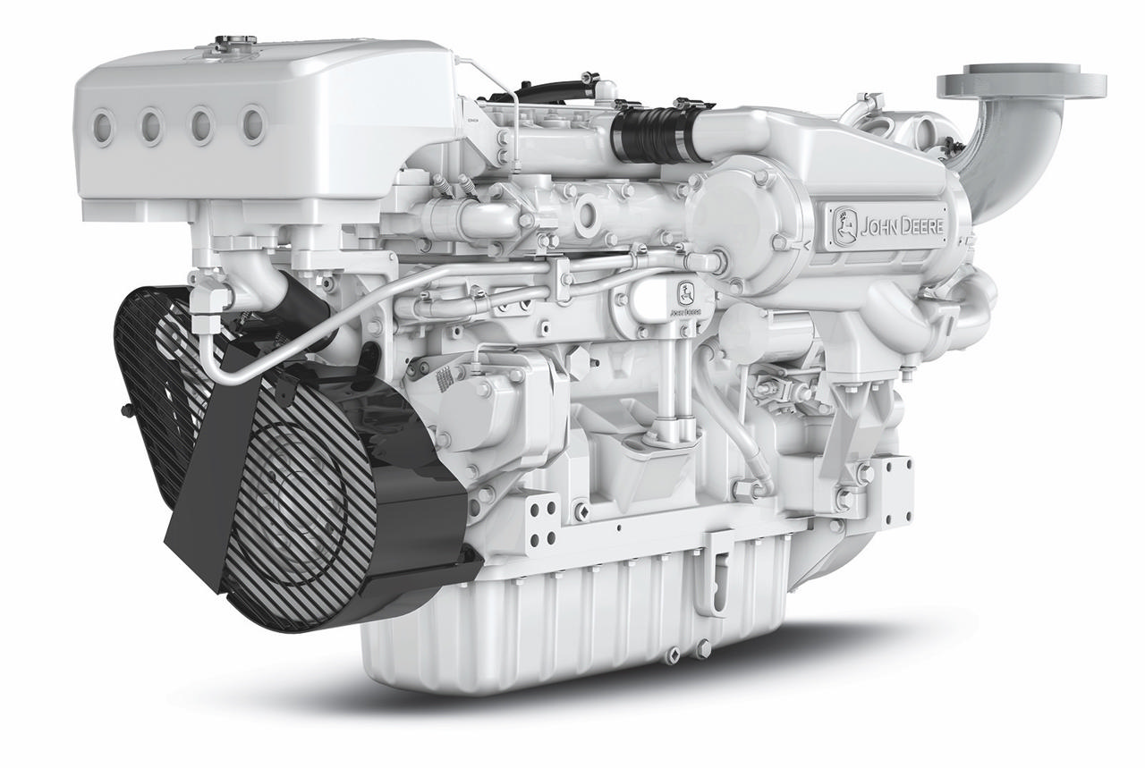 En 6090 AFM85 marinemotor fra Nogva på hvit bakgrunn