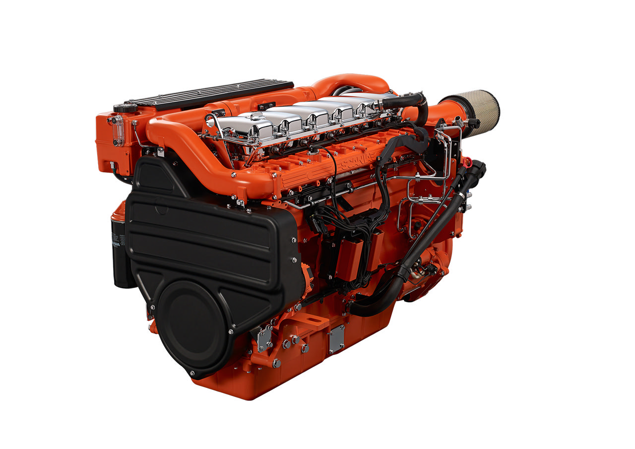 En DI13 077M marinemotor fra Nogva på hvit bakgrunn